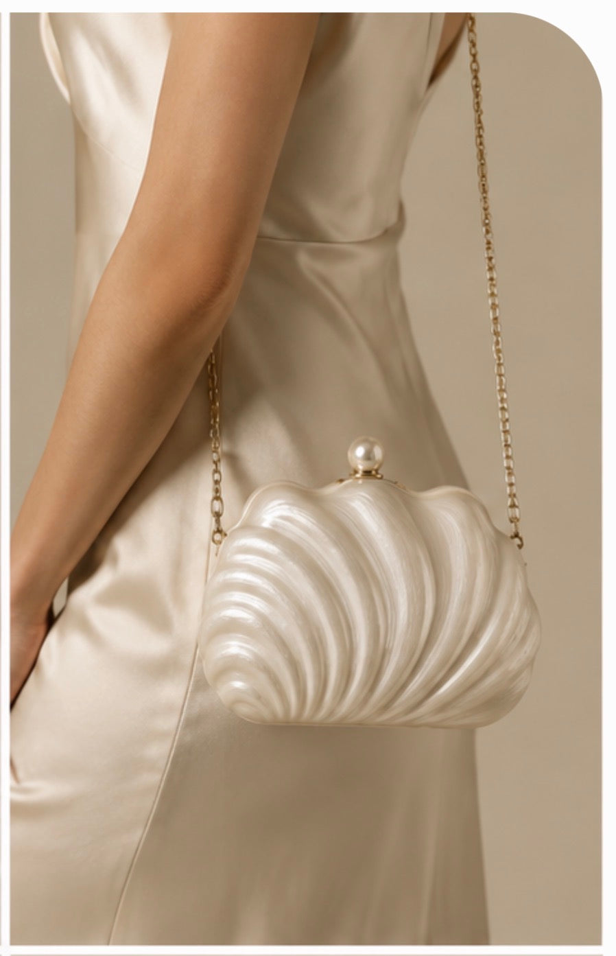 Riviera Shell Clutch